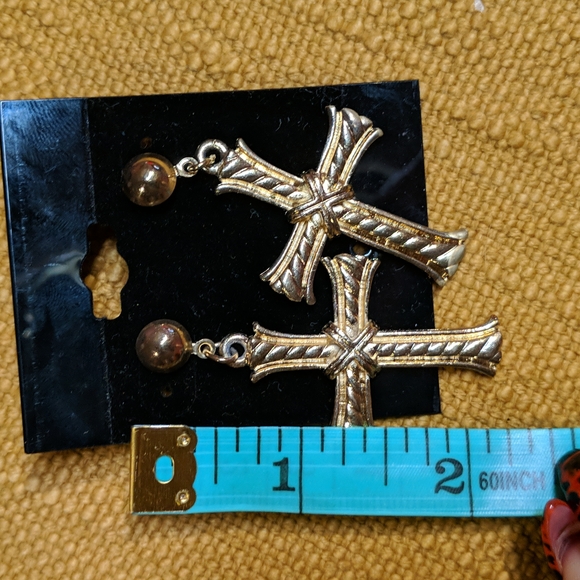 Baddie 🥵 Gold Cross Earrings studs post - Picture 2 of 4